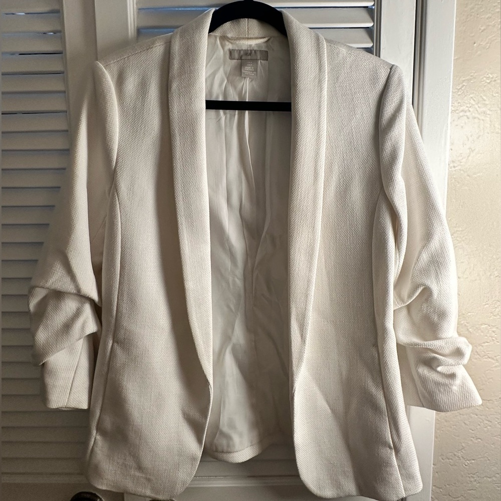 H&M Classic Cream Women’s Blazer